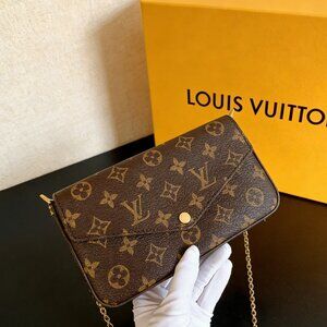 Louis Vuitton Pochette Felicie Monogram